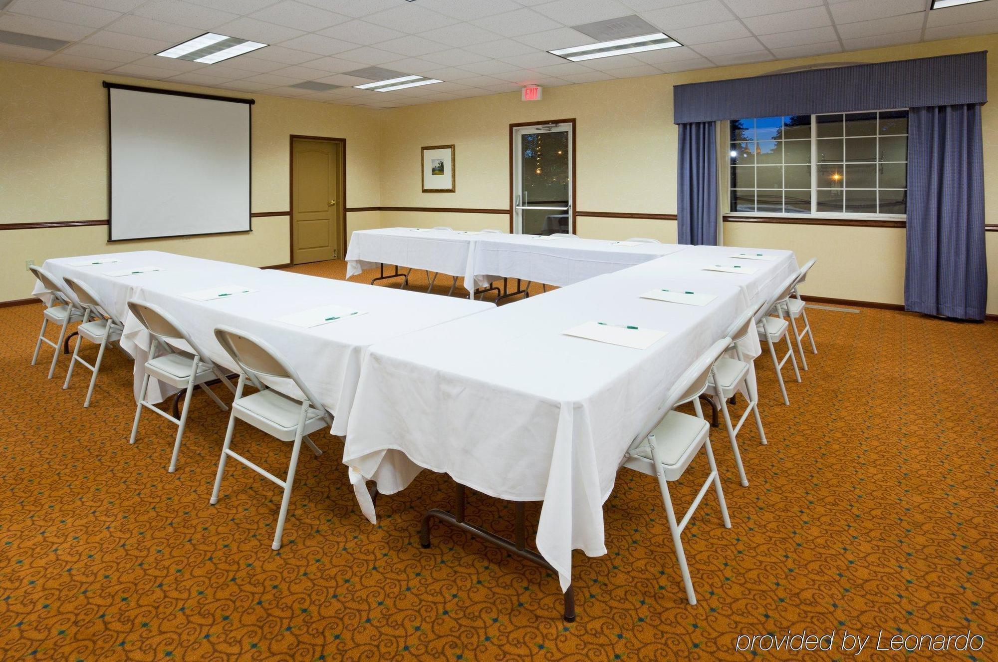 Country Inn & Suites By Radisson, Sioux Falls, Sd Business photo